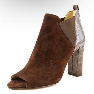 Marc Fisher sexy chocolate brown suede booties. Very Good condition